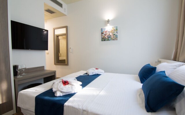 Hotel Omia