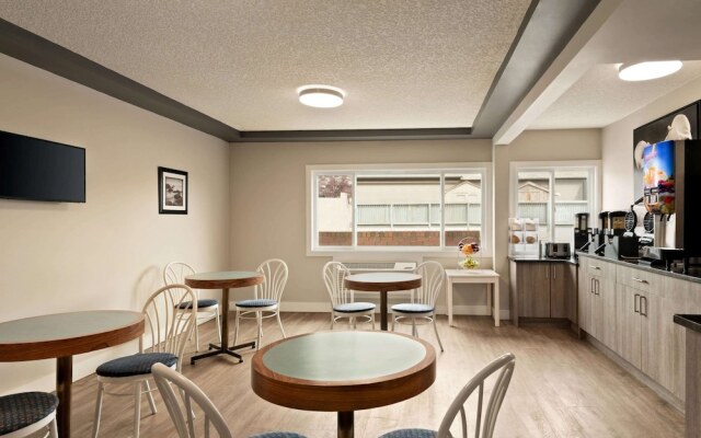 Travelodge Calgary South