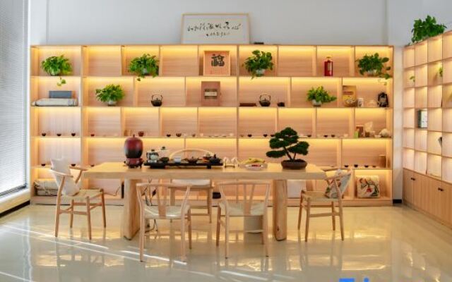 Zixing City Dongjiang Lake Xiuliu youth homestay