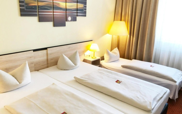 NOVINA HOTEL Südwestpark Nürnberg