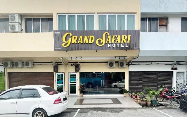 Grand Safari Hotel – Exterior – Lumut