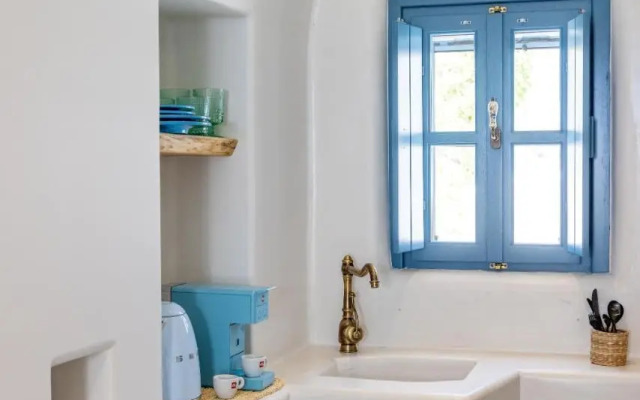 Blue Pearls-Adults Only Luxury Suites