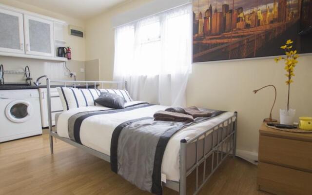 Golders Green Guest House