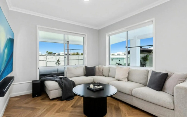 Ultimate Family Entertainer