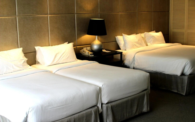 York Hotel - Image 4