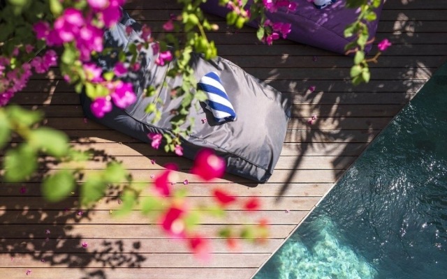 Villa La Sirena 2 Minutes From Beach 3 Bedroom Villa by RedAwning