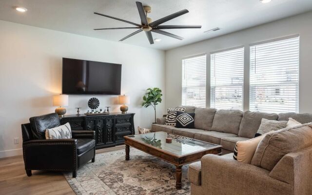 Desert Azul by RedAwning