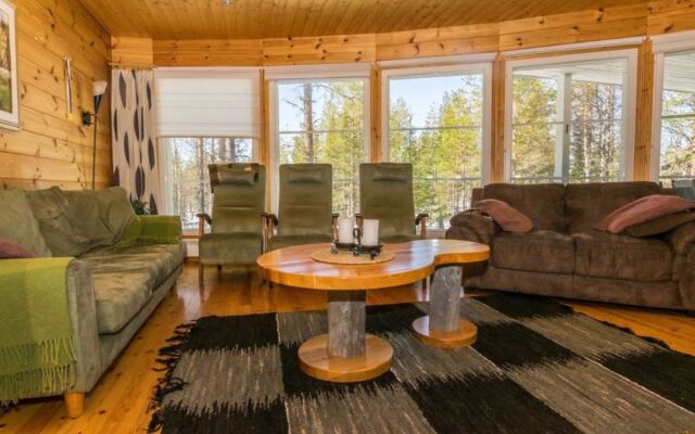 Holiday Home Luppoaika