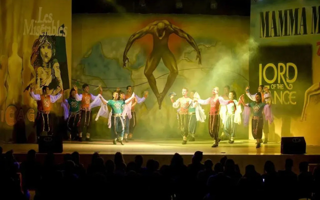 Crystal Centro Resort