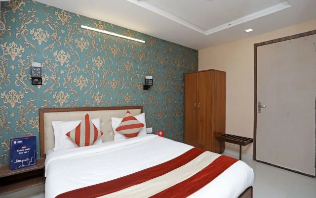 OYO 13134 Grand Regency