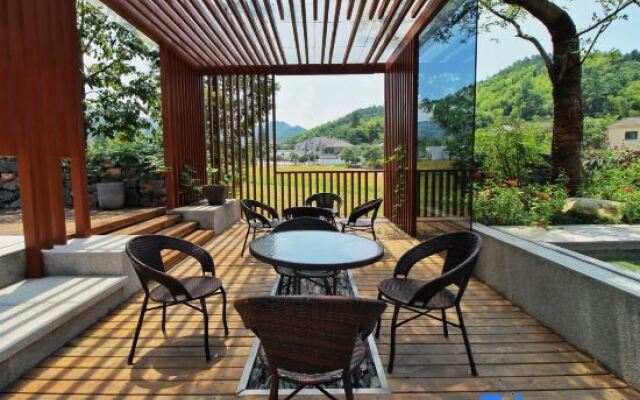 Wild Life Anji Field Design Homestay