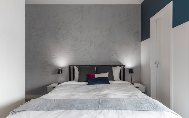 Apartamento Completo com Sacada e Vaga Vila Ol Mpia