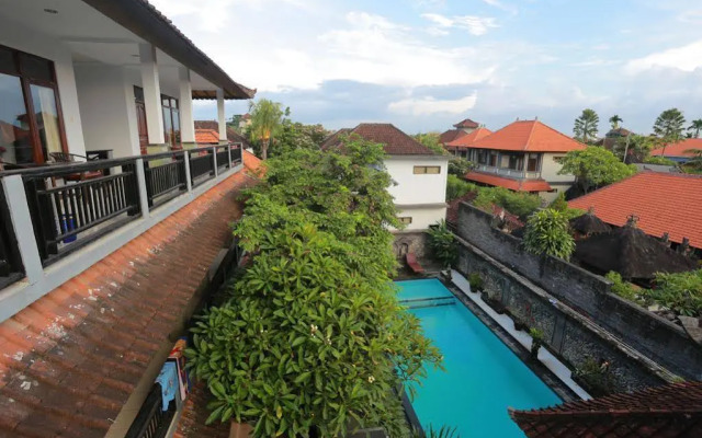 Warsa's Garden Bungalows And Spa