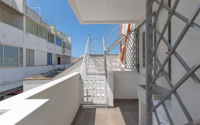 Dodger House by BarbarHouse