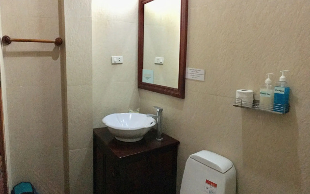 Pangkham Lodge