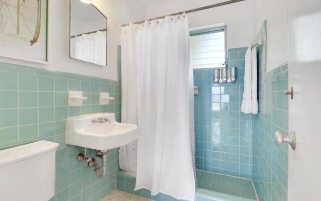 Gondolier Apartments & Inn