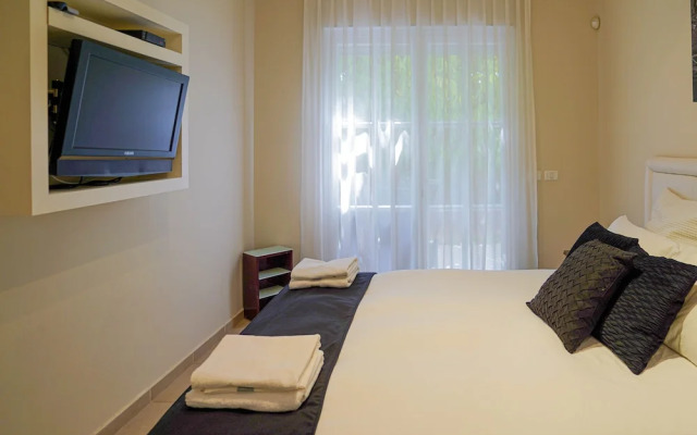 YalaRent Olive Tree Villa with Private Pool