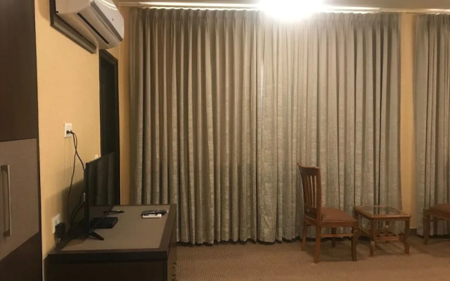 Mint Metropolitan Grand