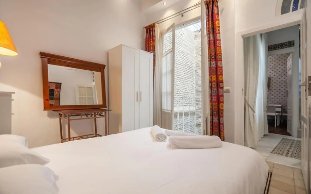 Pequeño palacete Calle Santas Patronas