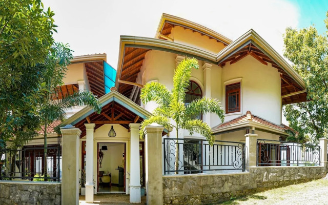 OYO 496 The Heaven's Villa Kandy