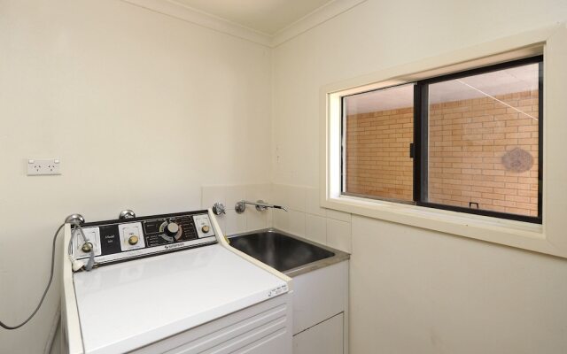 The Crest Unit 1 - Shoal Bay