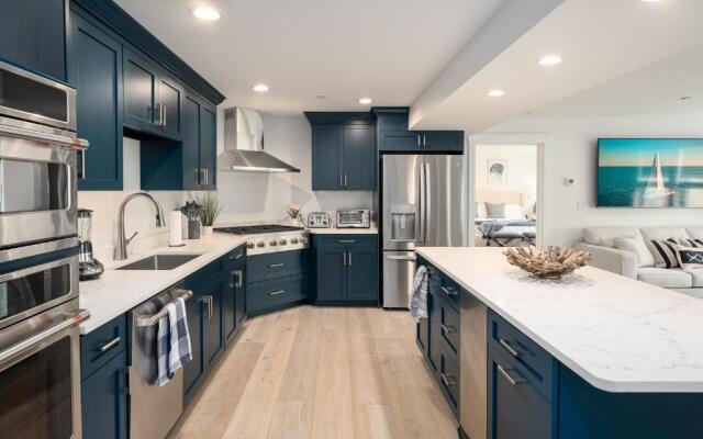 Thomas Sea Suites at Harbourtown