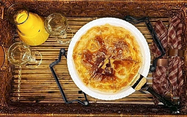 A Suite Retreat - Beyond Bed & Breakfast