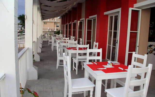 Hotel La Canoa