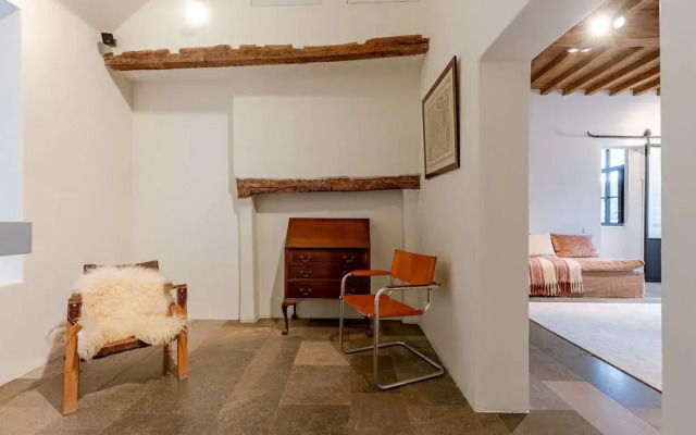 Huswell - Architect gem in the Heart of Ghent
