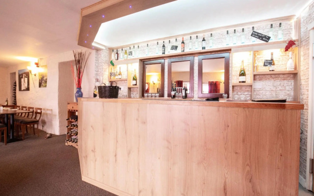 Clachan Cottage Hotel