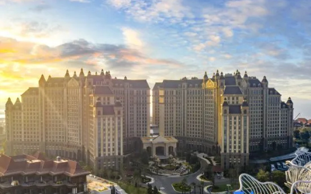 Castle Hotel Ocean Flower Island