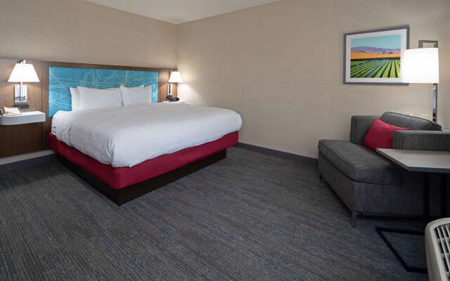 Hampton Inn Visalia