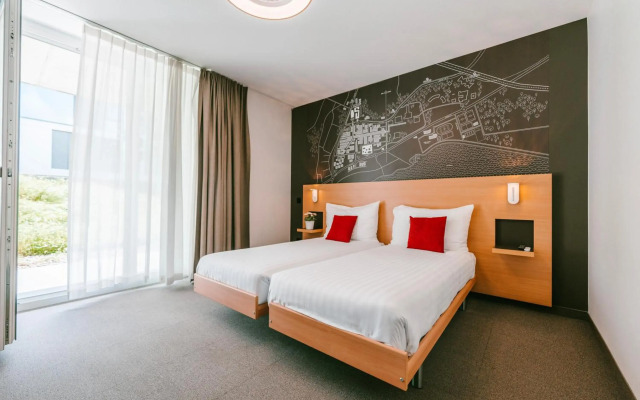 SwissTech Hotel