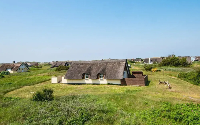6 Person Holiday Home in Ringkobing-by Traum