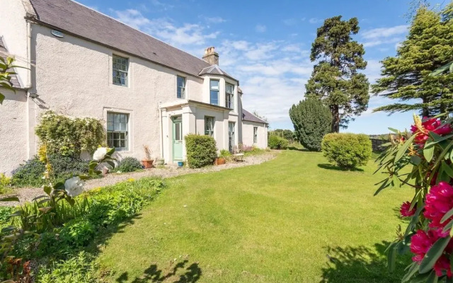 Stunning Farmhouse - Sleeps 8