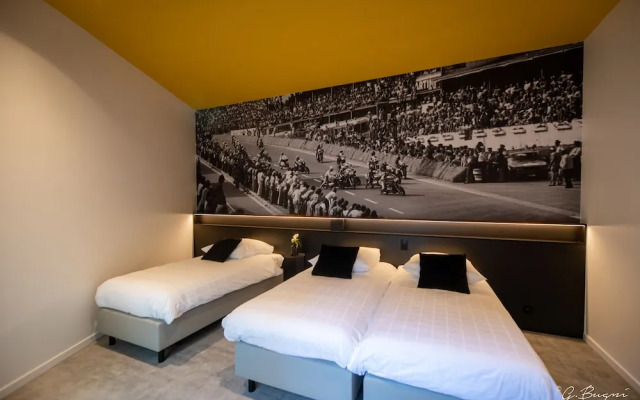 Hotel La Reine