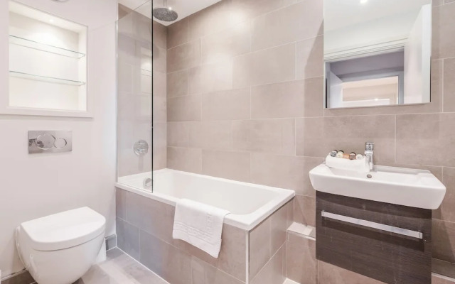 Roomspace Apartments -The Quadrant