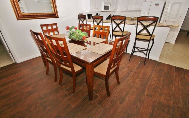 Oceanwalk 9-604 Apartment 3