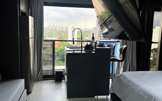 Studio Executivo 230m do metro Brooklin