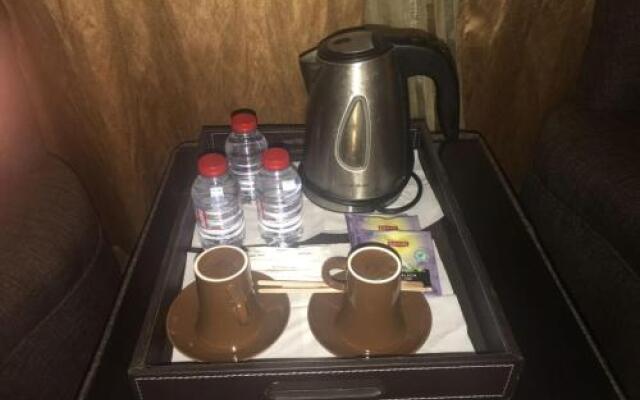 AL Bian Suites Hotel