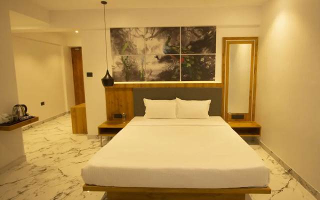 Monarch Montvert Rabale