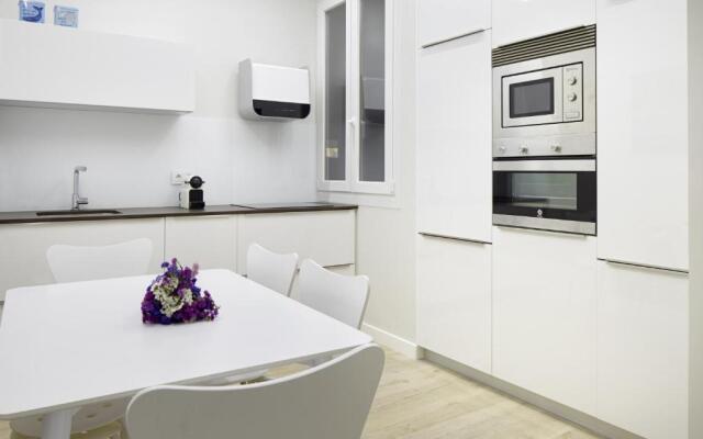 Zurriola Zinema Apartment by FeelFree Rentals