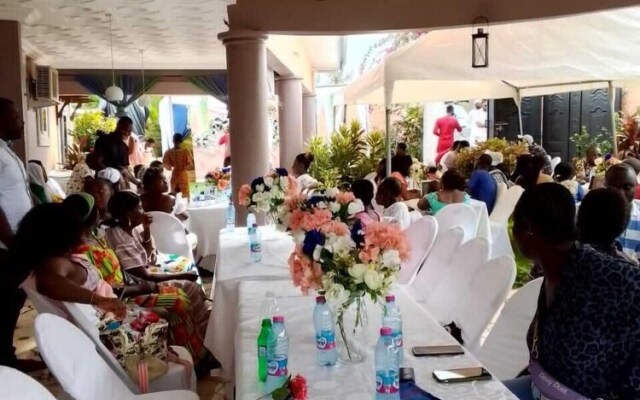 Nana Adu's Guesthouse