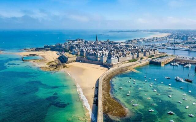 Gîte La Lancieutine Proche Plages 4 Personnes