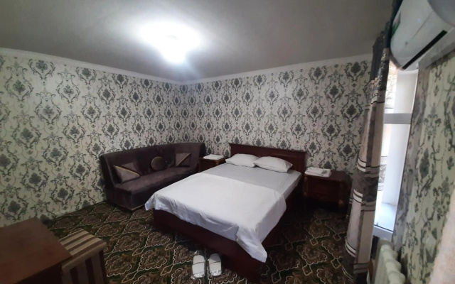 Dilnura Guest House