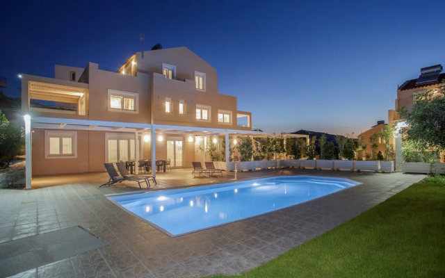 Blue Hills Villas by Estia