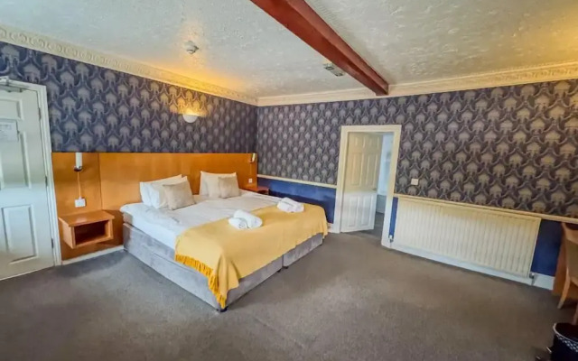 The Quayside Hotel and Bar