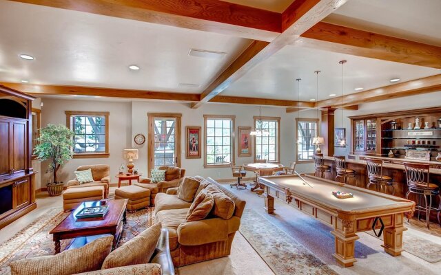 Grace Manor