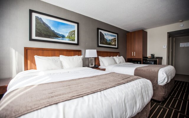 Mamateek Restaurant & Pub