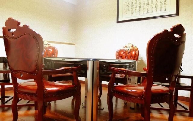 Hangzhou Yirong Hotel